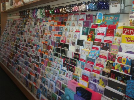 TOP LOCATION NEWSAGENCY & LOTTERIES. 